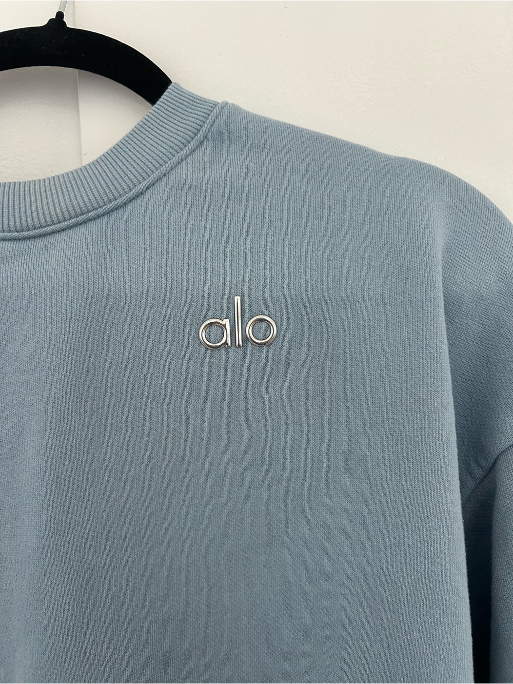 ALO Yoga Accolade Crewneck Pullover - Celestial Blue - Picture 5 of 6